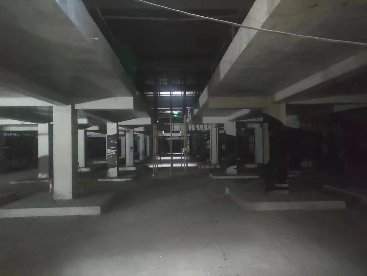 攀枝花山东又一个上海博普LOFT车库拔地而起